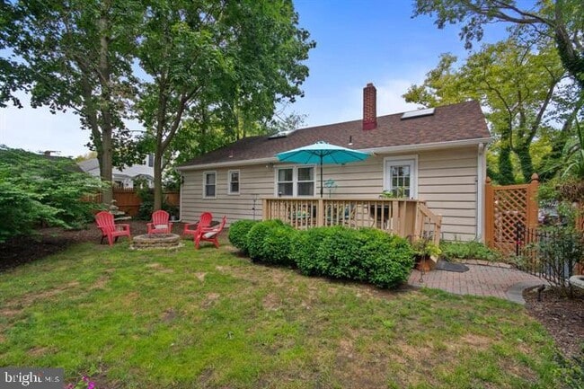 Building Photo - 523 Wayne Ave