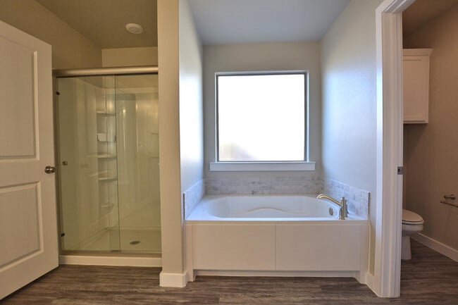 Building Photo - 1909 135th St