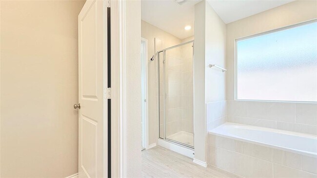 Building Photo - 1517 Chapel Rnch Rd