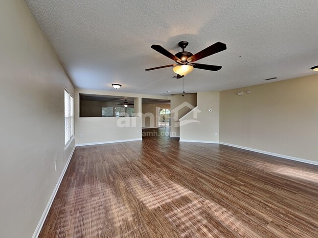 Building Photo - 11659 Spring Board Dr