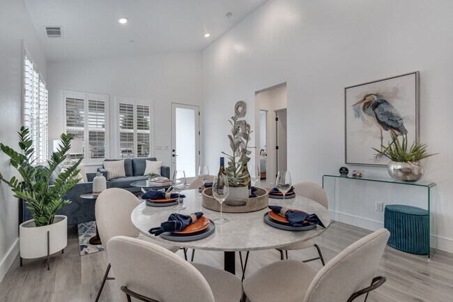 Building Photo - Bright and Beautiful 3 bedroom 2 full bathroom Home! Attached two car tandem garage with large en...