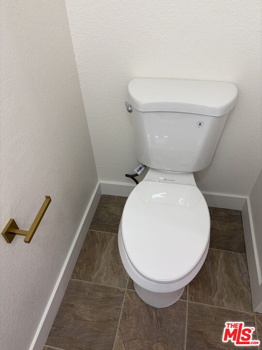 Building Photo - 432 N Kenwood St