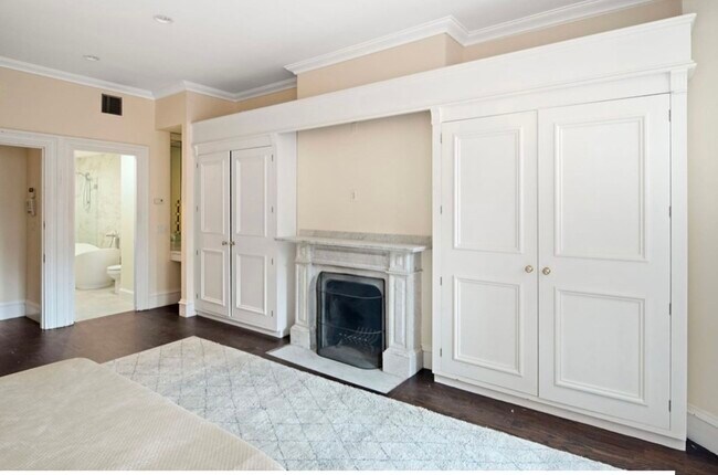 Building Photo - 345 Beacon St