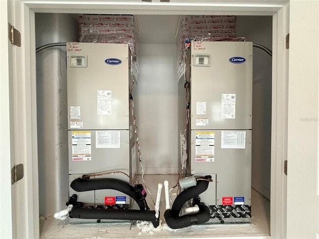 Building Photo - 12189 Nouveau Ave