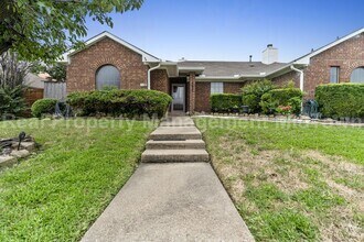 Building Photo - Charming Home in Established Community