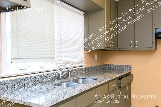 Building Photo - 8348 10th Ave S