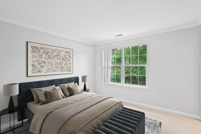 Building Photo - 207 Langdon Farm Cir