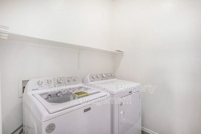 Building Photo - 6350 S Legend Ct