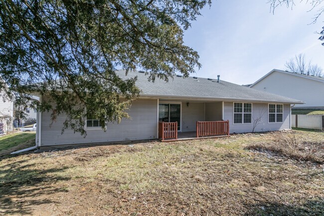 Building Photo - Recently Remodeled house in North Columbia!