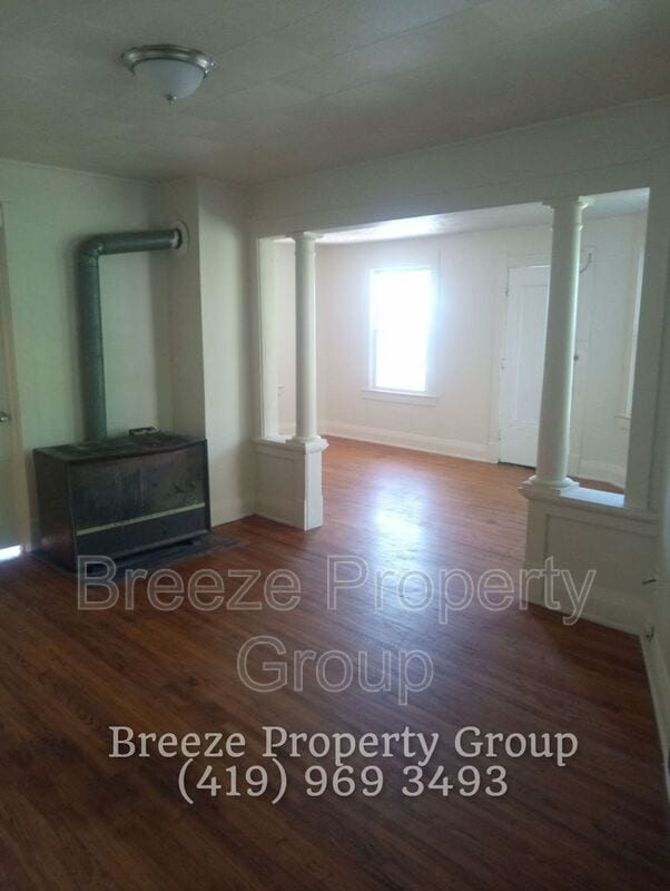 Building Photo - 228 Langdon St