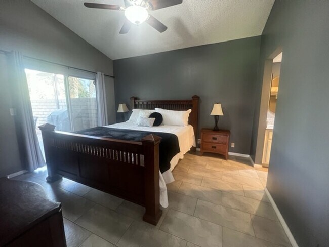 Building Photo - 3 Bed / 2 Bath House at INDIAN PALMS CC** ...