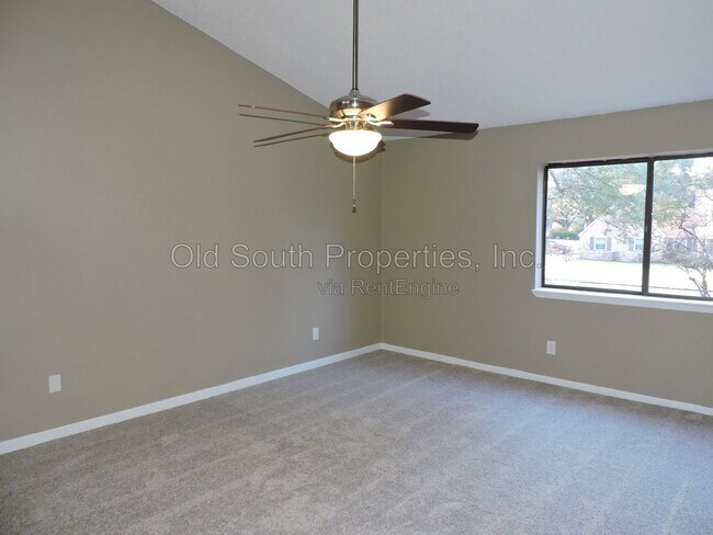 Building Photo - 654 Timber Ridge Rd