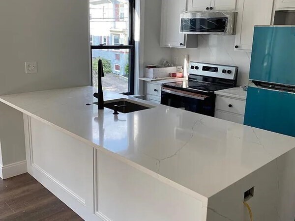 Primary Photo - 25 Atkins St