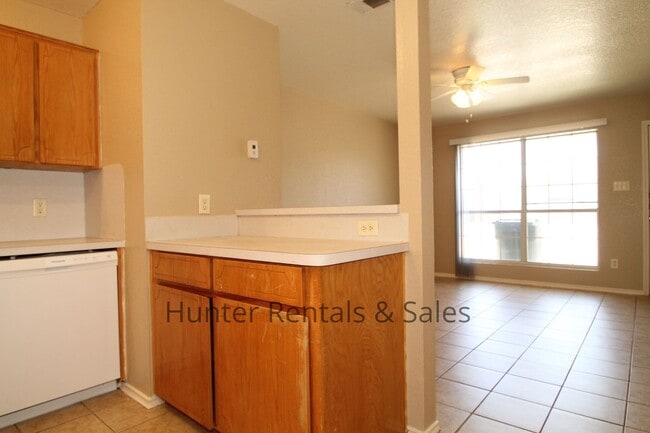 Building Photo - Perfect Two Bedroom
