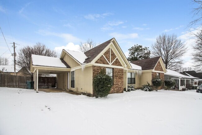 Building Photo - 4365 Ross Rd