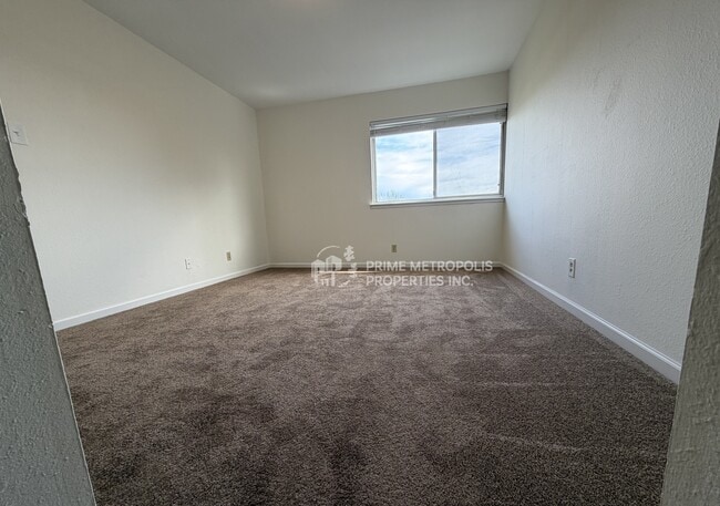 Building Photo - 3830 Fairfax Way