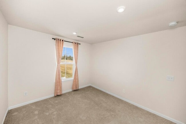 Building Photo - 247 Pryor Dr