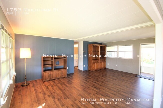 Building Photo - 1753 Midlothian St