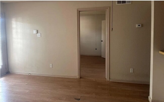 Building Photo - 6108 Abrams Rd