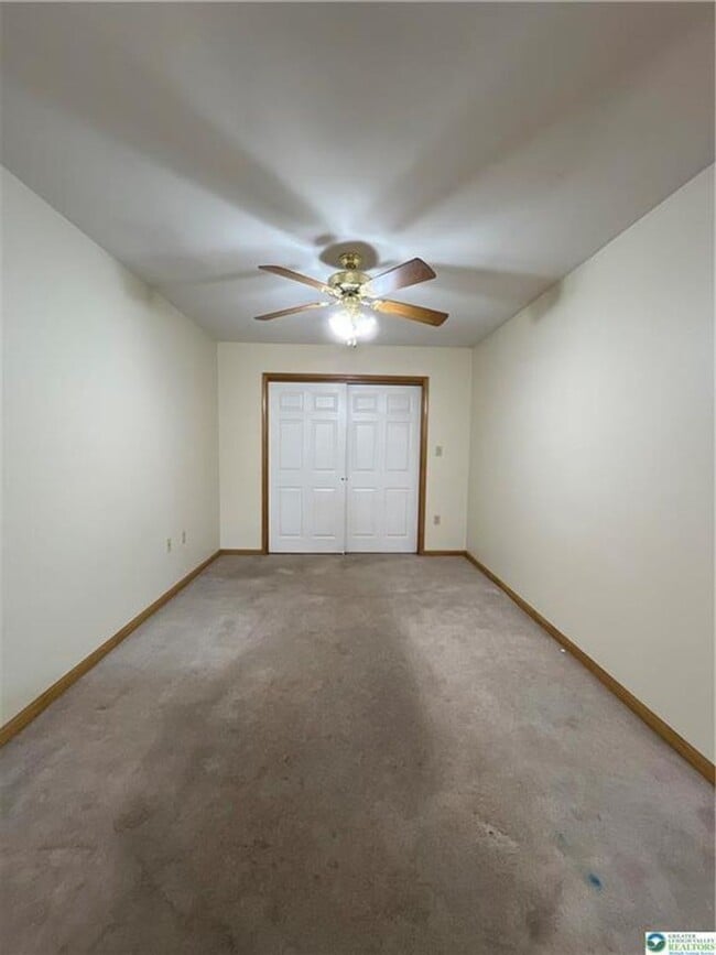 Building Photo - 11 S Main St