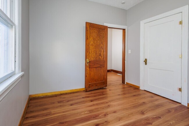 Building Photo - An Adorable Bungalow in the Havelock area ...