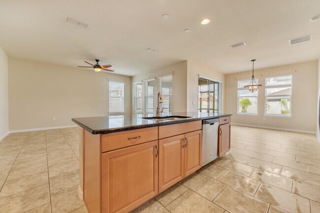 Building Photo - 13501 Silver Strand Falls Dr
