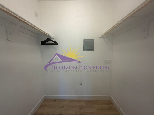 Building Photo - Bright 2 Bed 2 Bath 1,251 Sqft. Fair Oaks Home