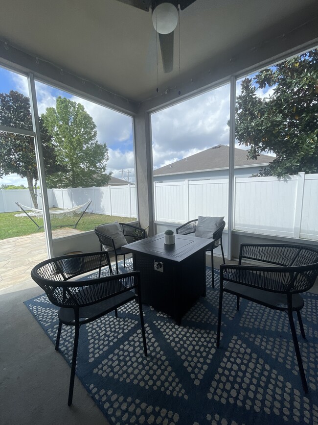 Building Photo - 5013 Magnolia Valley Dr