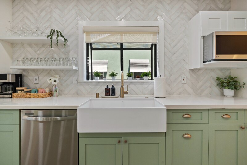 Building Photo - 1009 Catalina Ave