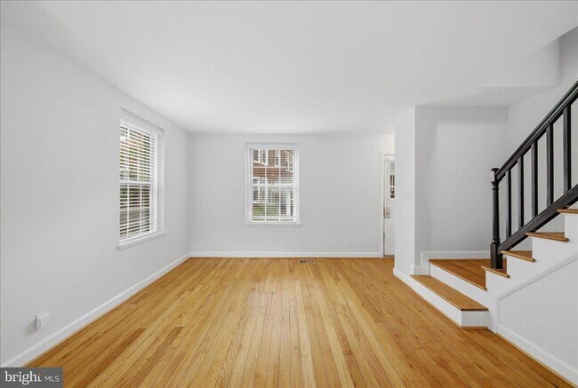 Building Photo - 4825 S 28th St