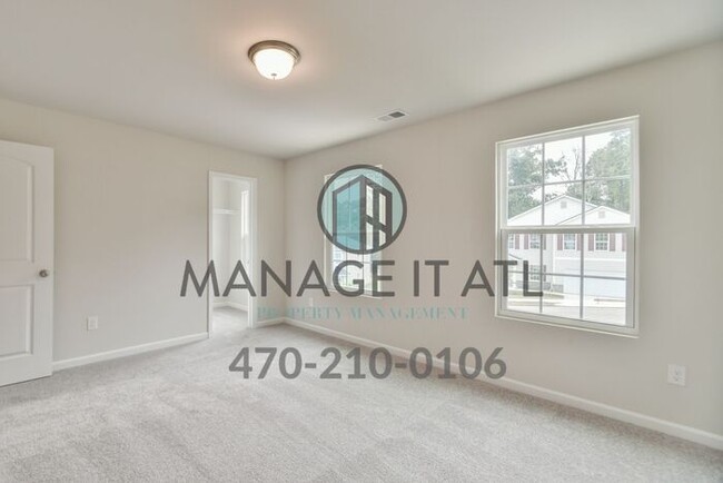 Building Photo - Beautiful 5 Bedroom House in Jefferson!