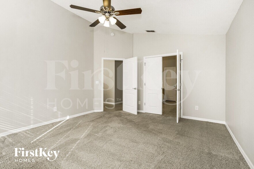 Building Photo - 1689 Austin Ln