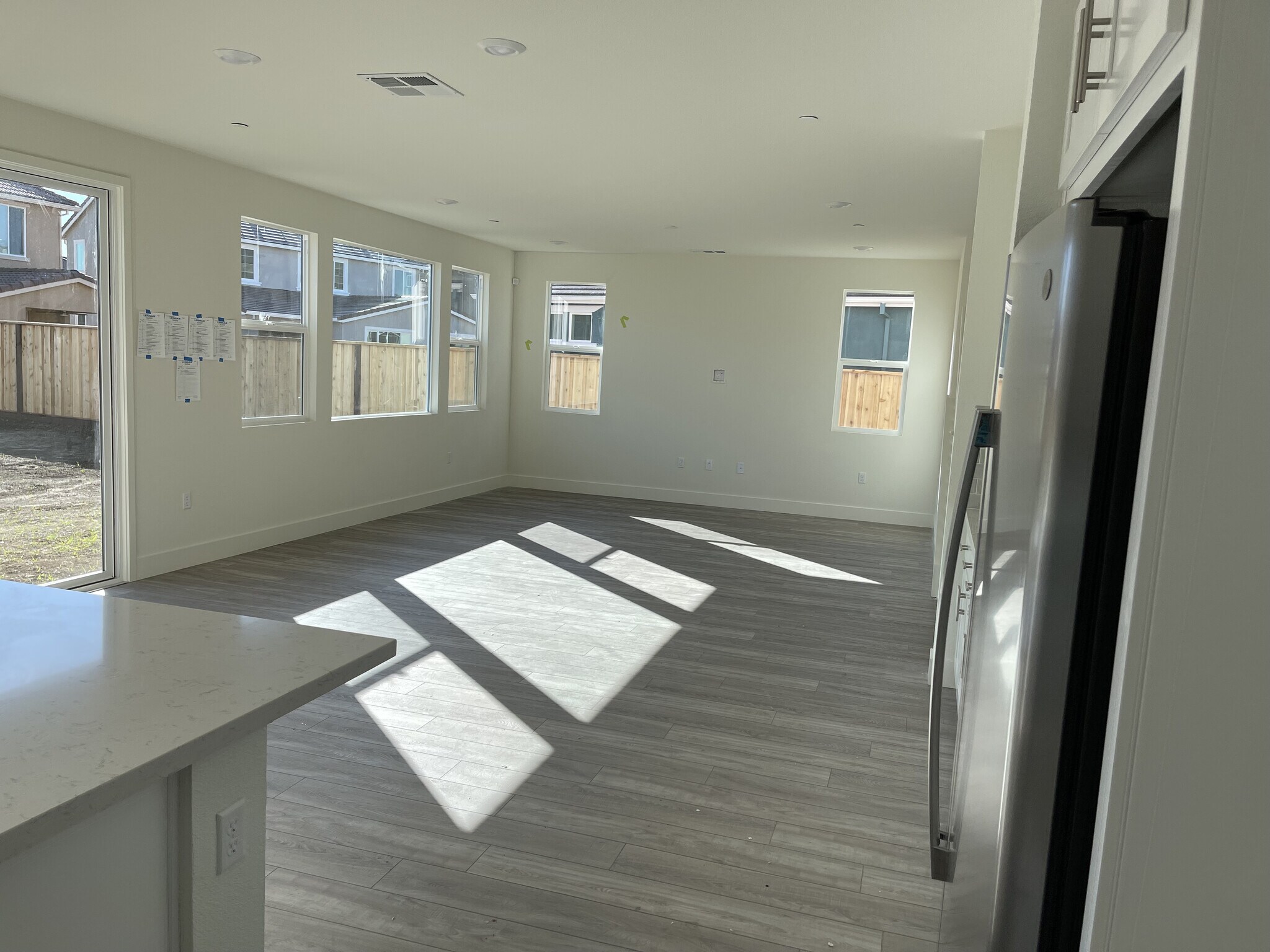 Building Photo - 5418 Paularo Way