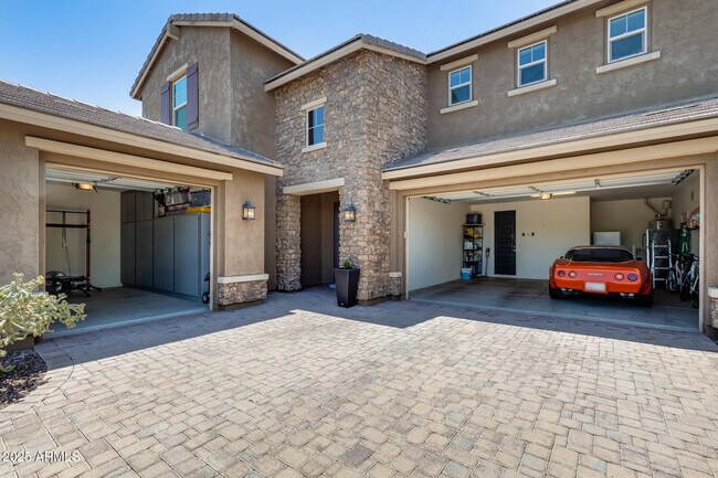 Building Photo - 11875 W Lone Tree Trail
