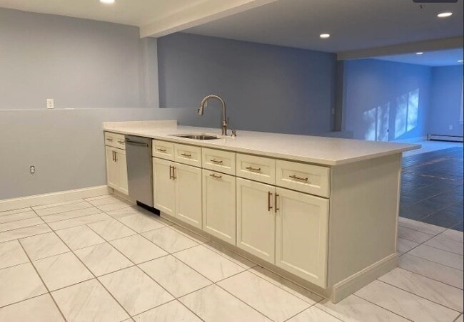 Building Photo - 0 Upton Rd