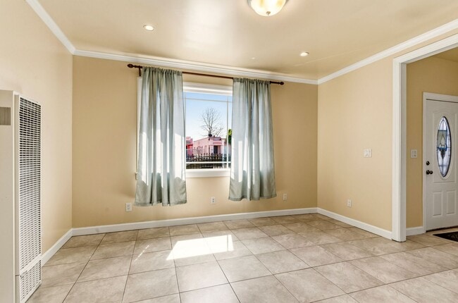 Building Photo - 1vil98