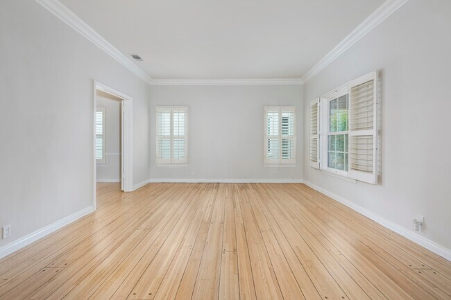 Building Photo - 9336 W Olympic Blvd