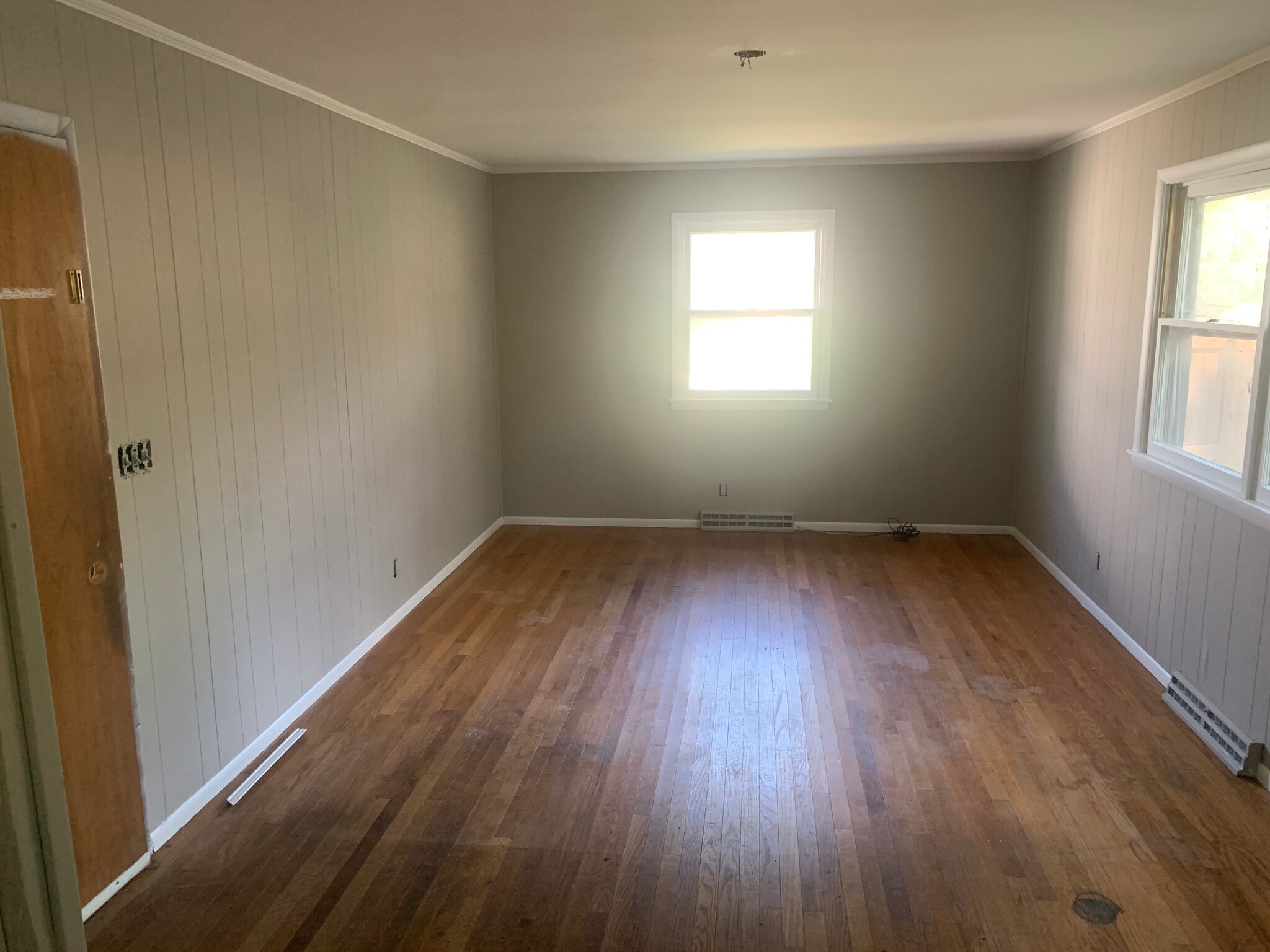 Building Photo - 201 W Navajo St