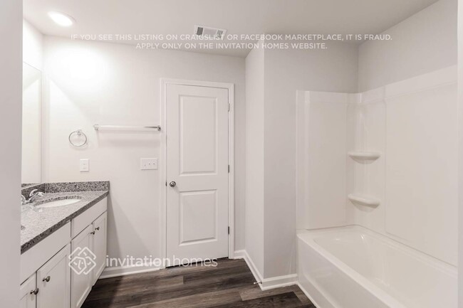 Building Photo - 740 Ashby Ct