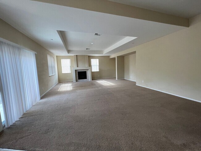 Building Photo - OVER 4000 SQ. FT. EXECUTIVE HOME IN GATED ...