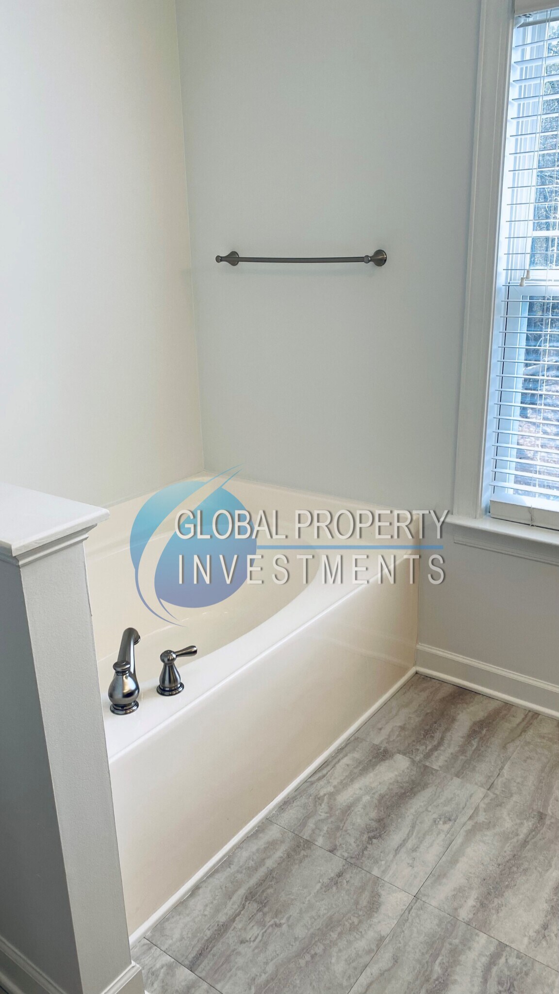 Building Photo - 4829 Landover Pine Pl