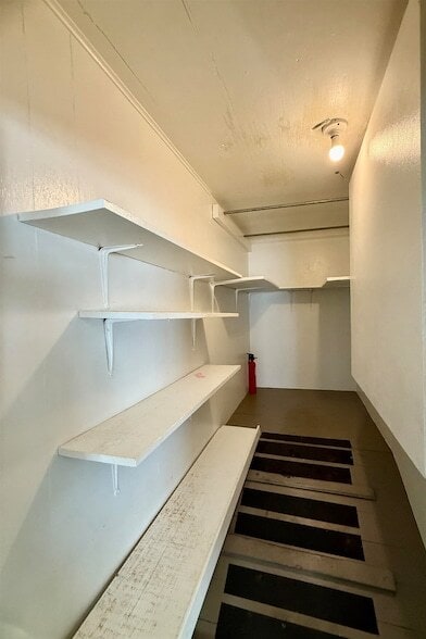 Building Photo - 249 Kibbe Ave