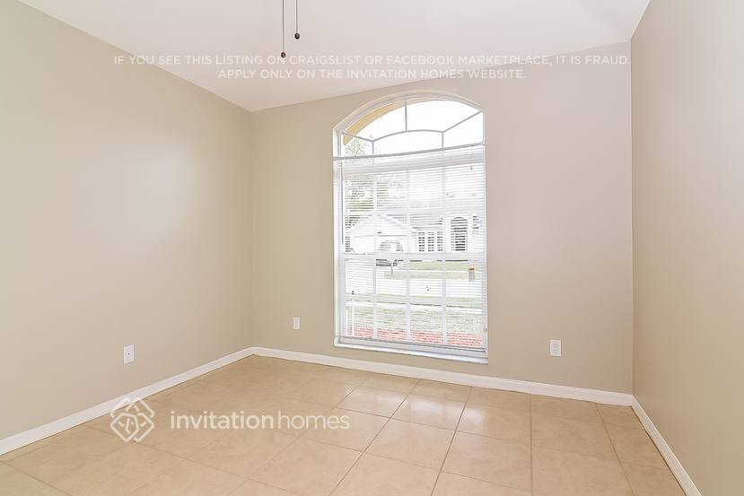 Building Photo - 6127 Weatherwood Cir