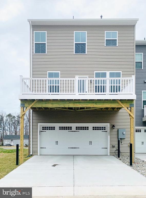 Building Photo - 11380 Willow Green Cir