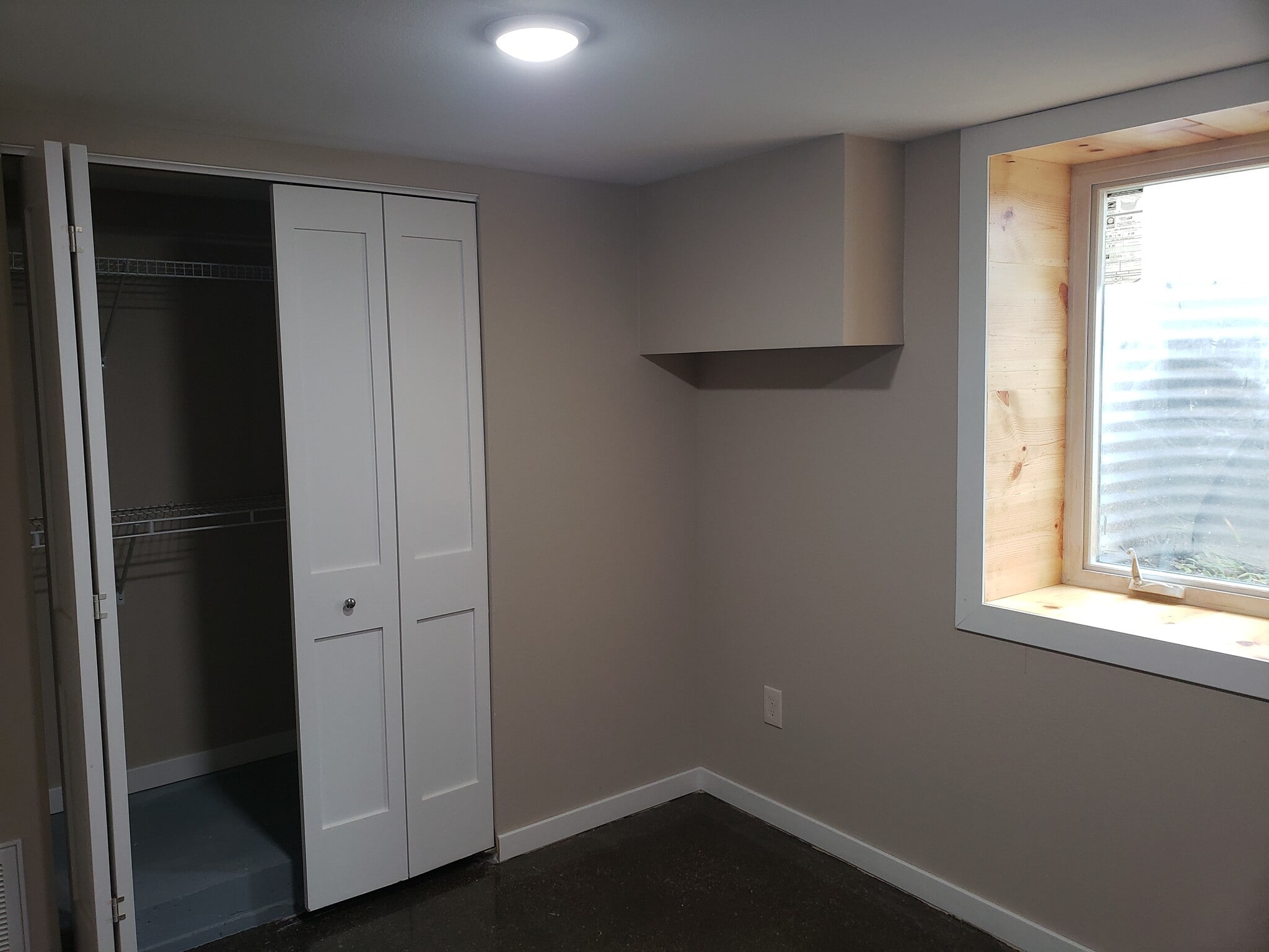 Building Photo - 1429 10th St N