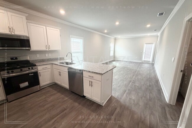 Building Photo - $100 OFF First 3 Months! New Construction 4 Bed 2 Bath Cottage in Spanish Fort