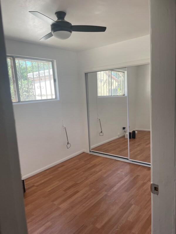 Building Photo - 8724 Ruthelen St