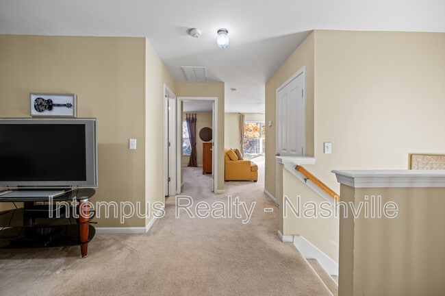 Building Photo - 200 Windsor Chase Ct