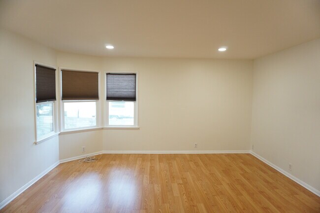 Building Photo - 3153 Orange Ave
