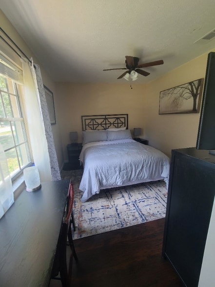 Building Photo - 7111 N Whittier St